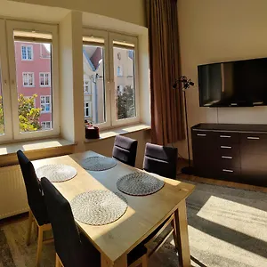 apartament-starowka-apartment.gdanskhotel.org/